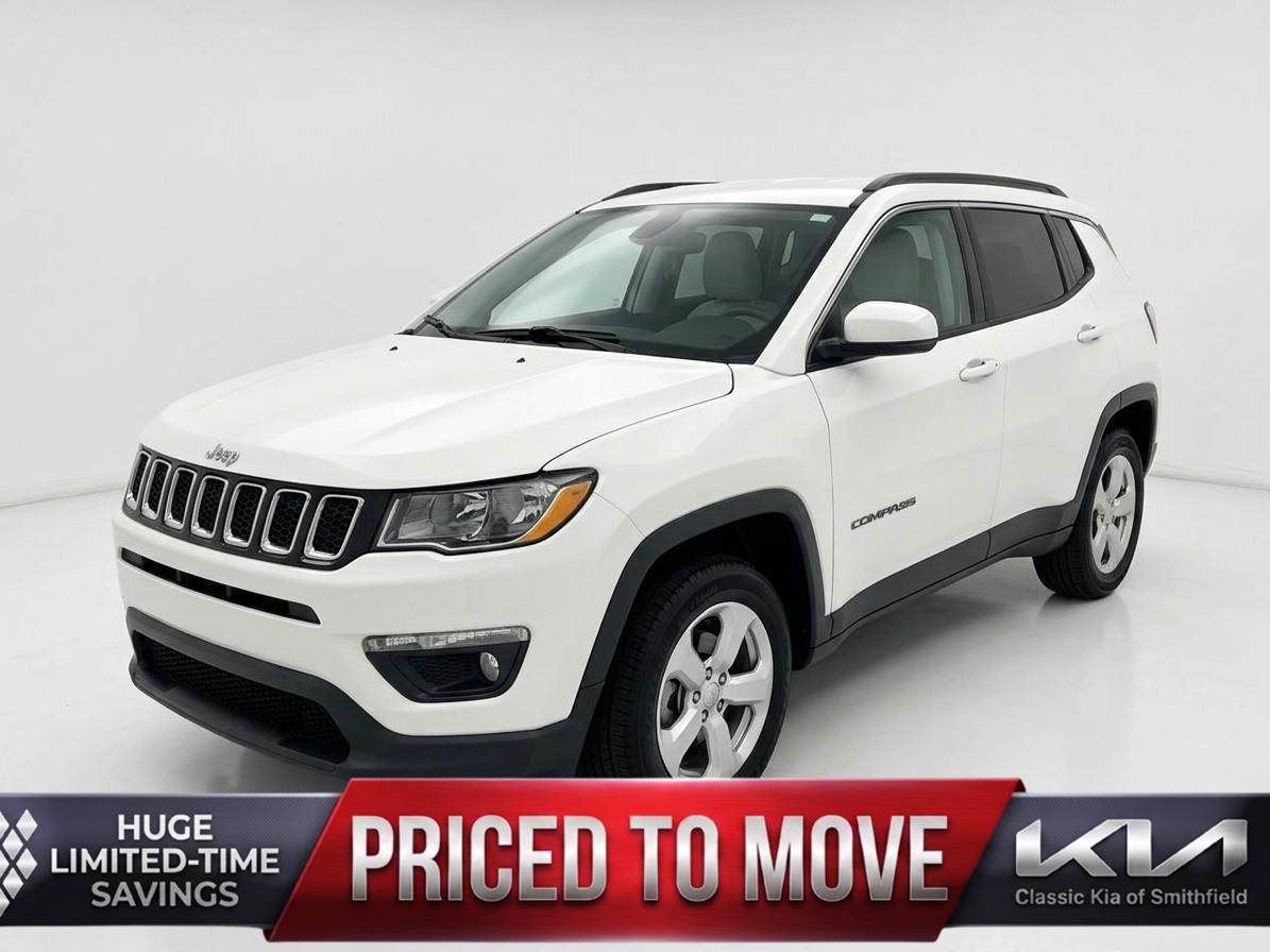 White Clearcoat 2017 Jeep Compass Latitude 4WD SUV / Crossover Four-Wheel Drive 9-Speed Automatic