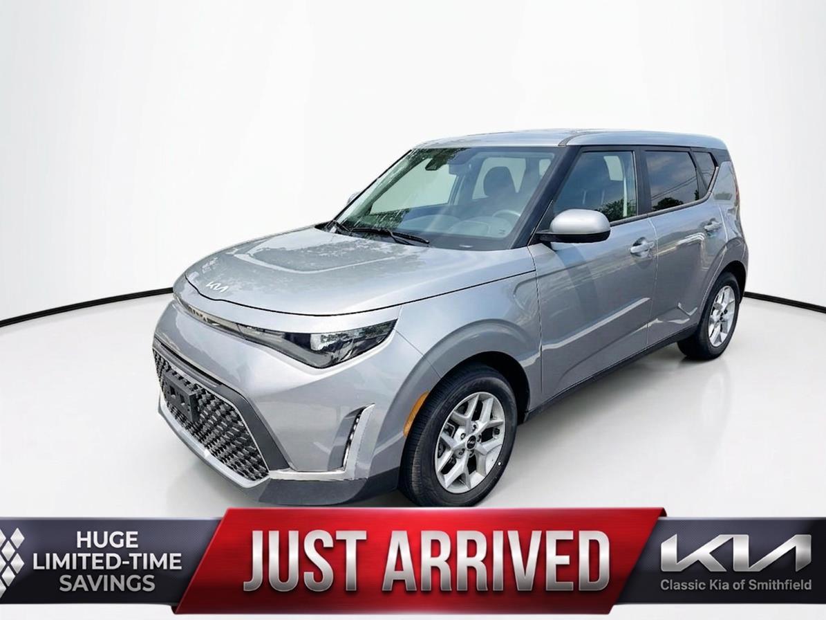 Steel Gray 2025 Kia Soul LX FWD SUV / Crossover Front-Wheel Drive Continuously Variable Transmission