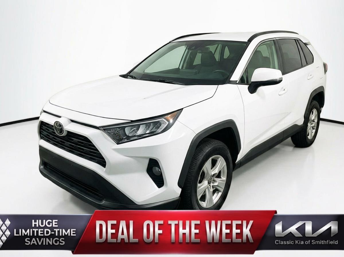 Super White 2020 Toyota RAV4 SUV / Crossover Front-Wheel Drive Automatic