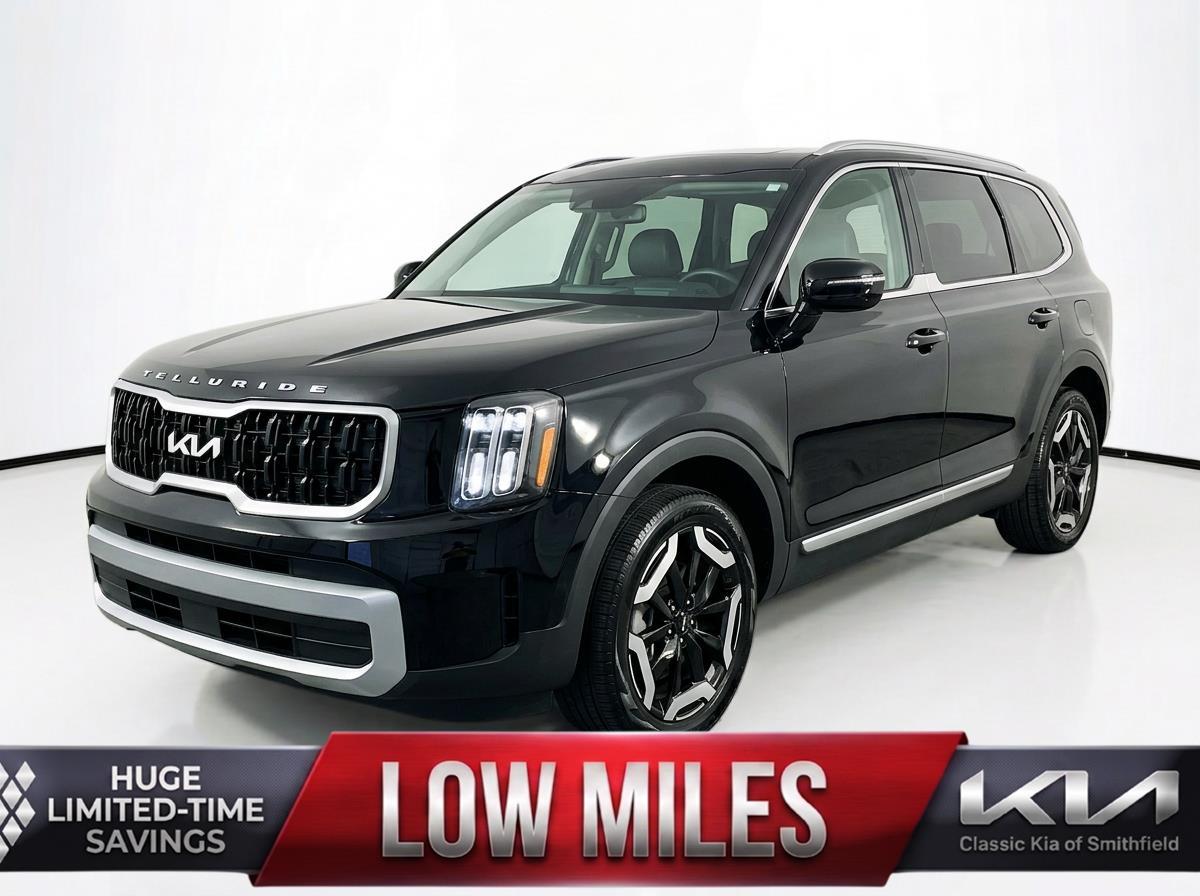 Ebony Black 2024 Kia Telluride SUV / Crossover Front-Wheel Drive Automatic