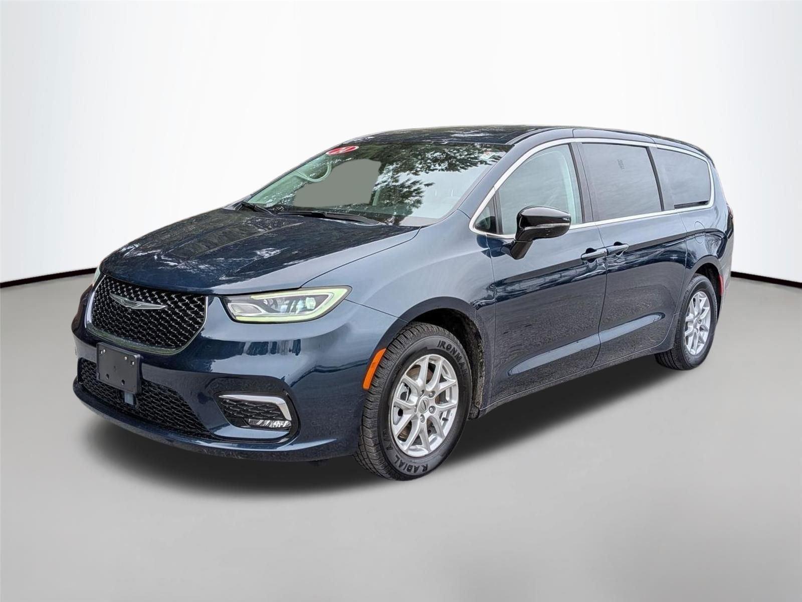 Fathom Blue Pearlcoat 2024 Chrysler Pacifica Touring L FWD Minivan Front-Wheel Drive 9-Speed Automatic