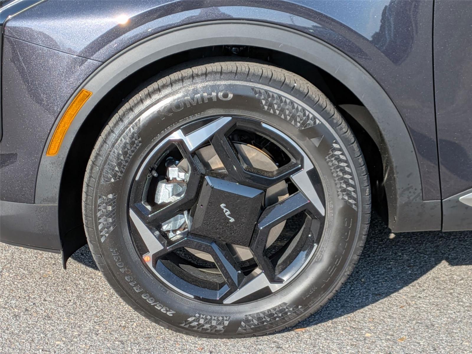 New 2026 Panthera Metal Gray Kia EX image 10