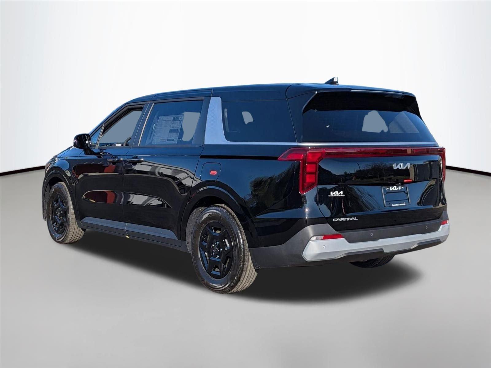 New 2026 Aurora Black Pearl Kia LXS image 3