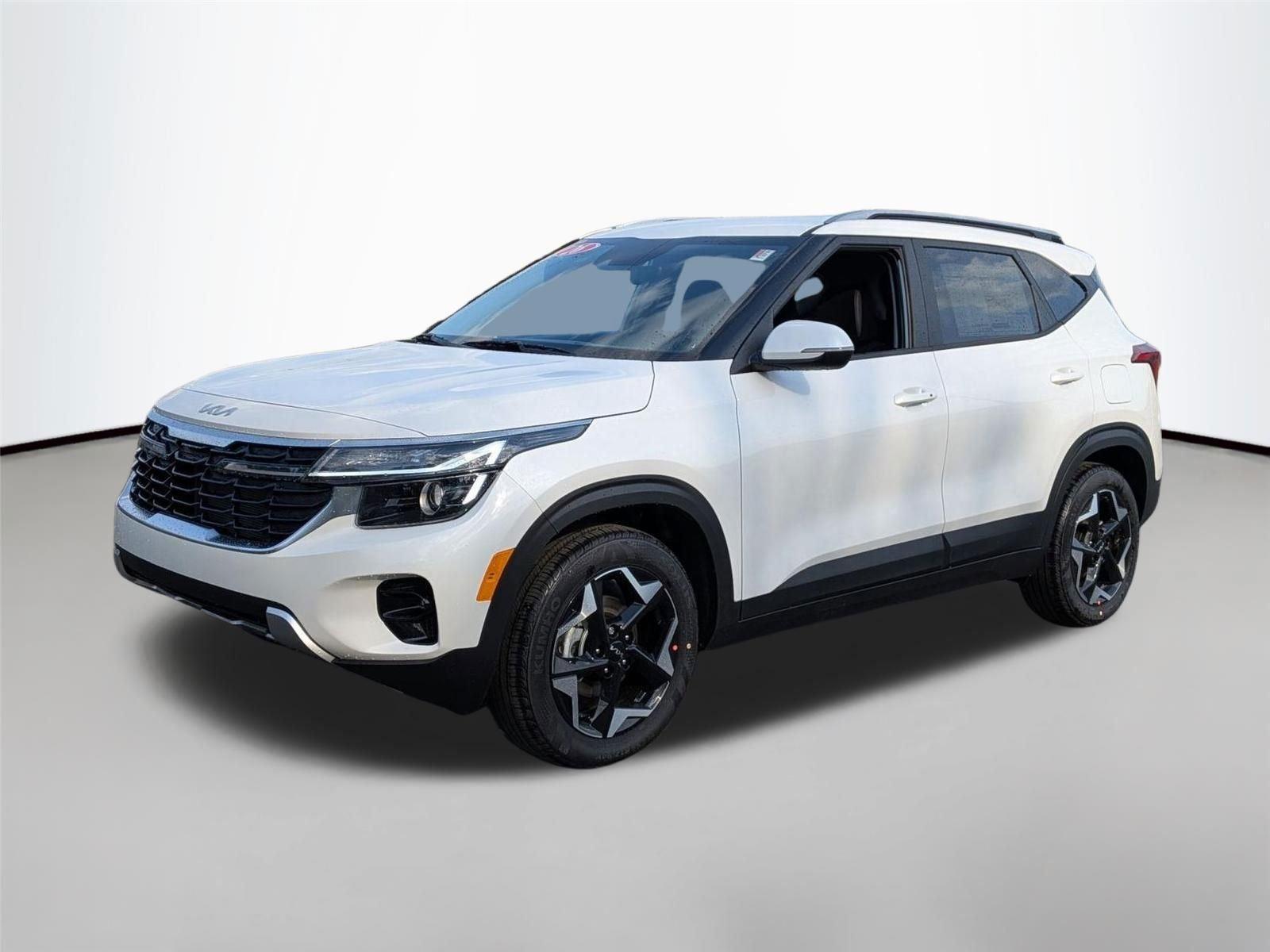 Snow White Pearl 2026 Kia Seltos S FWD SUV / Crossover Front-Wheel Drive Continuously Variable Transmission