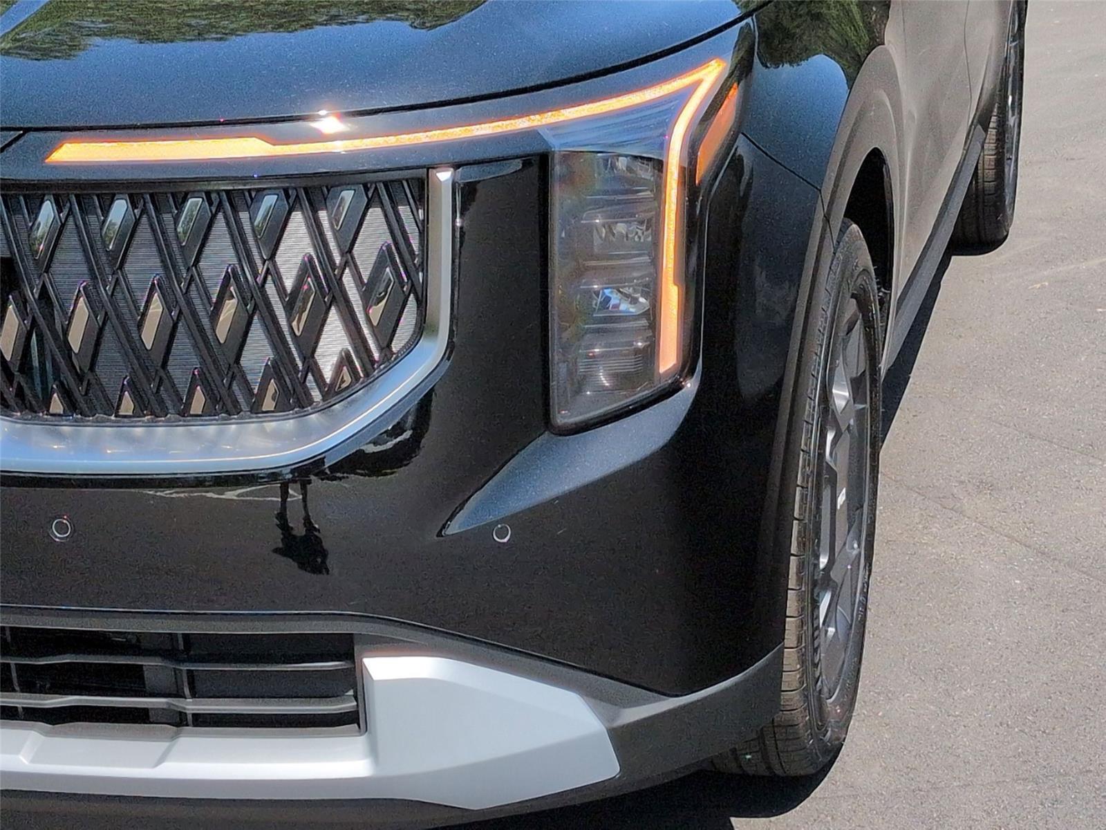 New 2026 Aurora Black Pearl Kia EX image 9