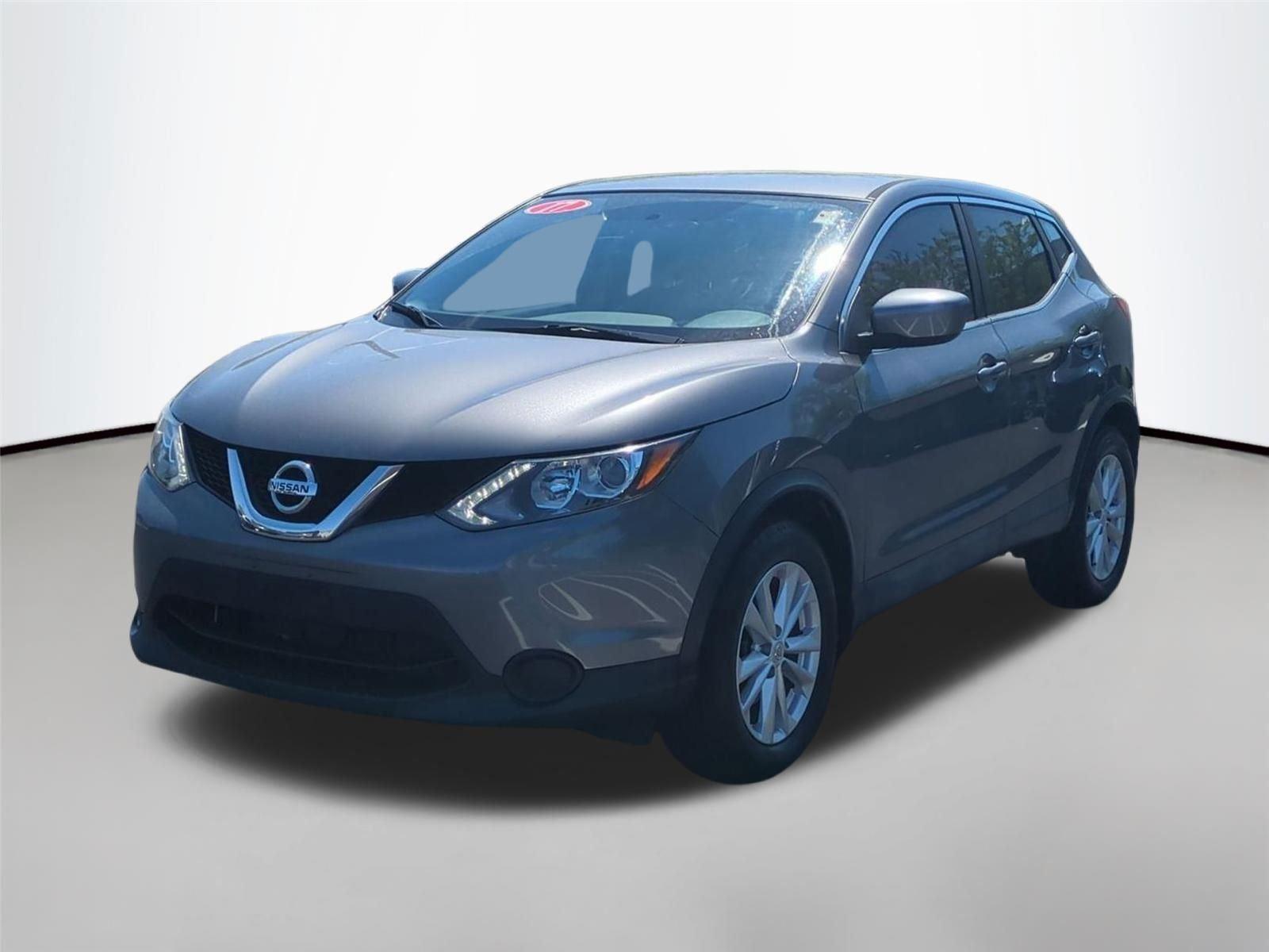 Gray (Gun Metallic) 2017 Nissan Rogue Sport S SUV / Crossover Front-Wheel Drive Continuously Variable Transmission