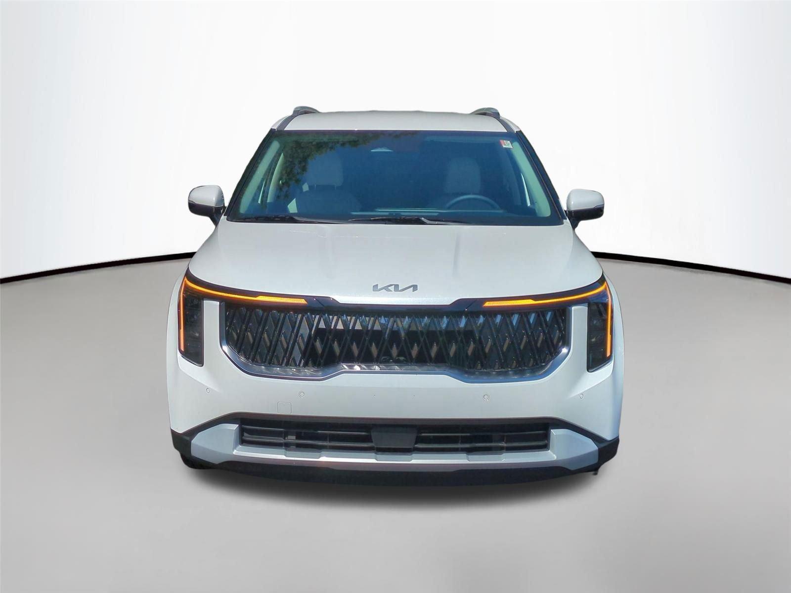 New 2026 Snow White Pearl Kia EX image 8