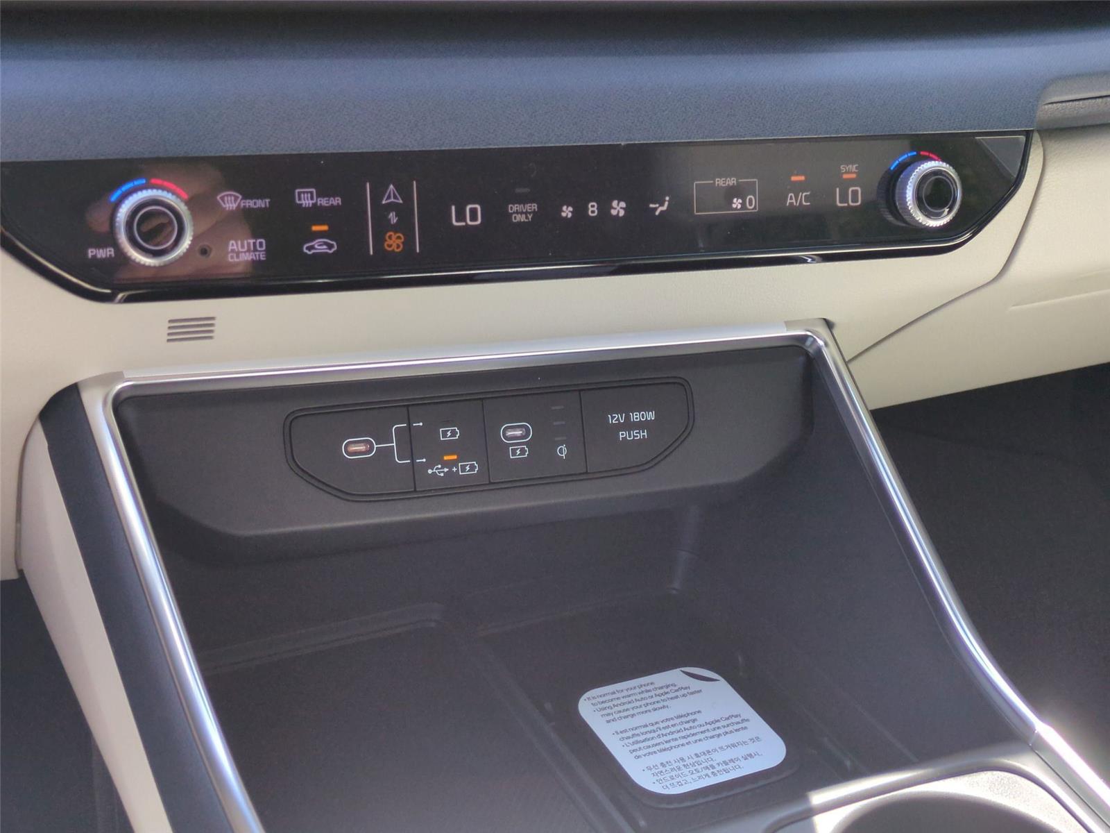 New 2026 Snow White Pearl Kia EX image 27