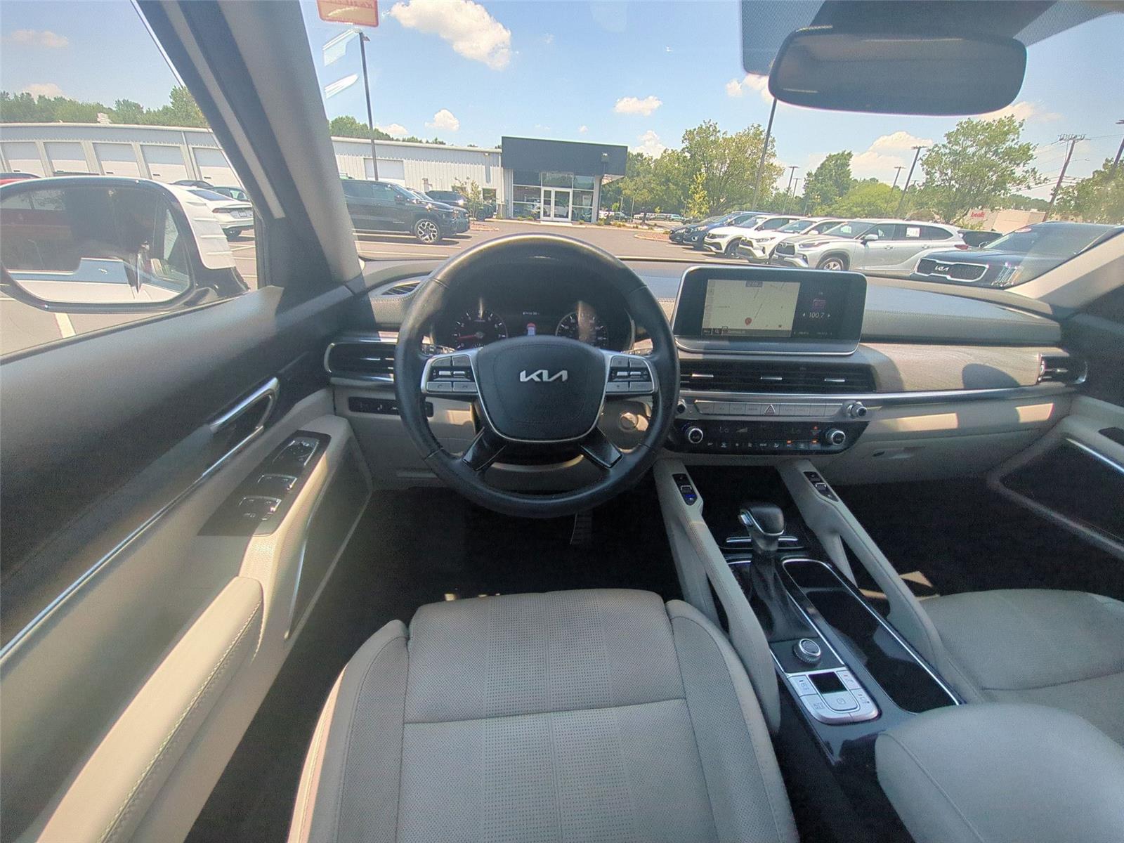 Used 2022 Glacial White Pearl Kia SX image 52