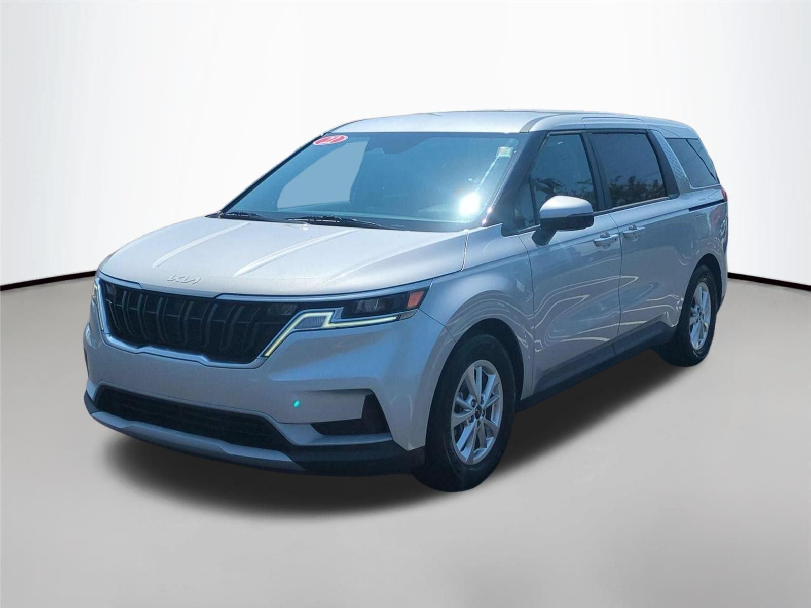 Silky Silver 2022 Kia Carnival Minivan Front-Wheel Drive Automatic