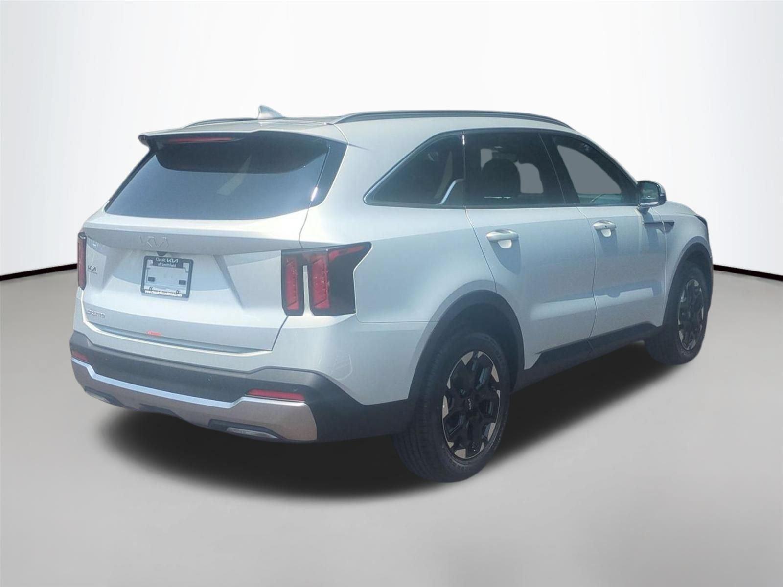 New 2026 Ivory Silver Kia S image 5