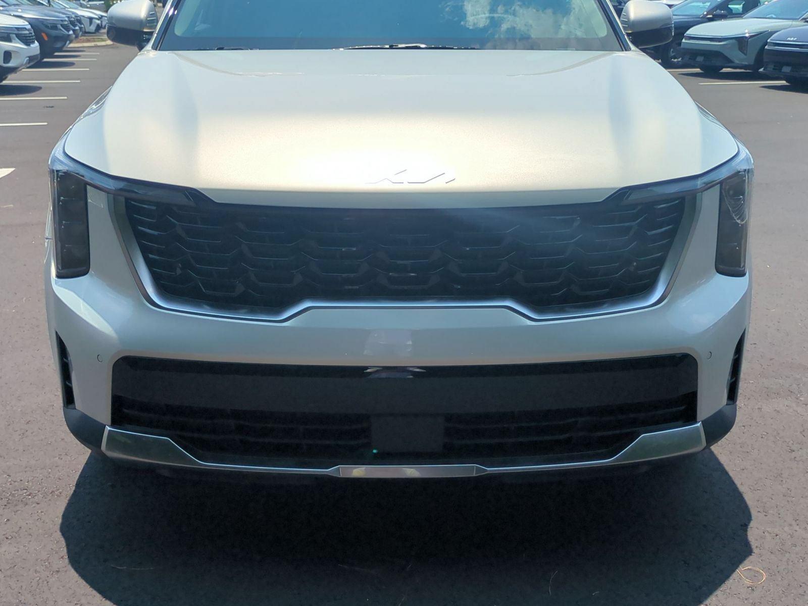 New 2026 Ivory Silver Kia S image 14