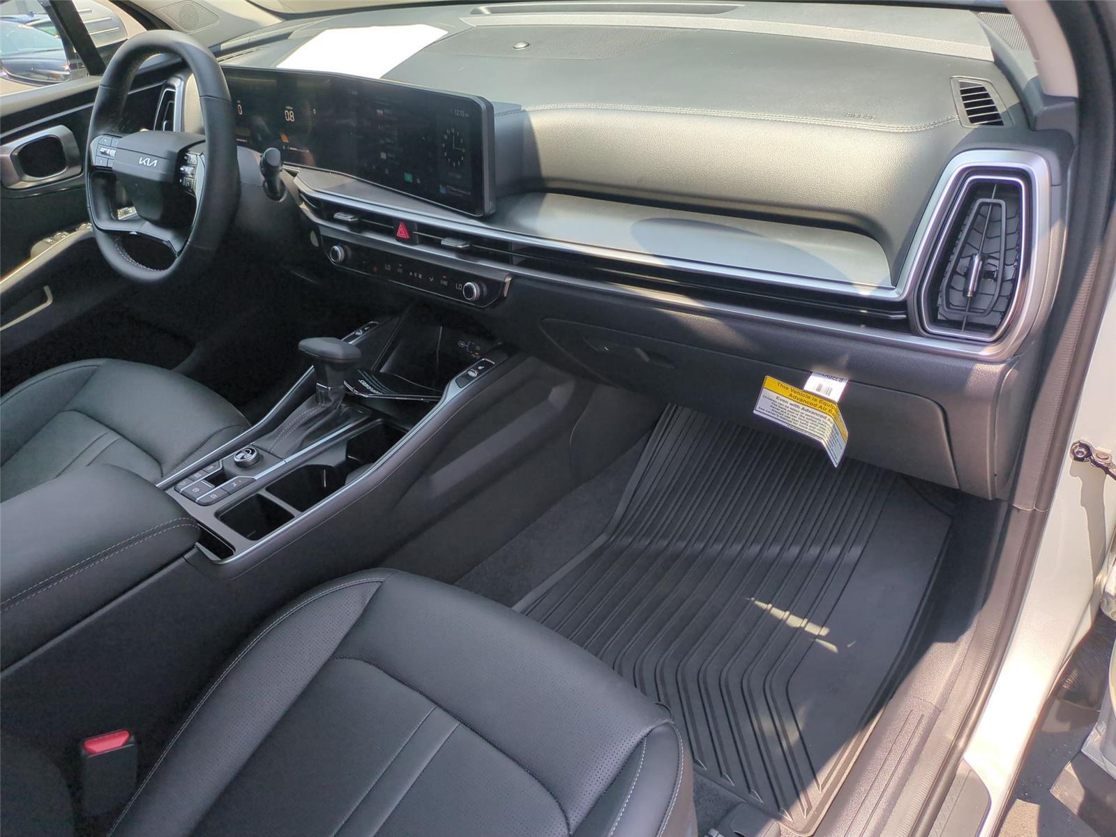 New 2026 Ivory Silver Kia S image 41