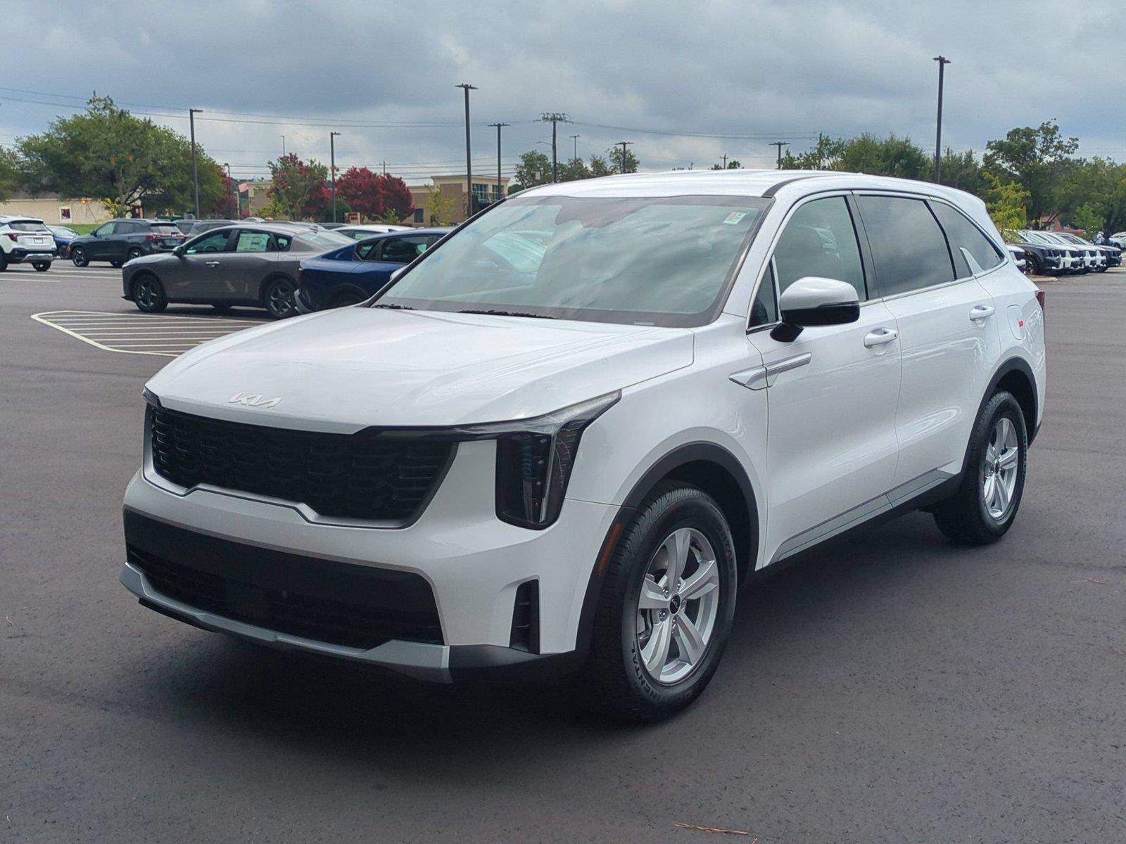 Glacial White 2026 Kia Sorento SUV / Crossover Front-Wheel Drive Automatic