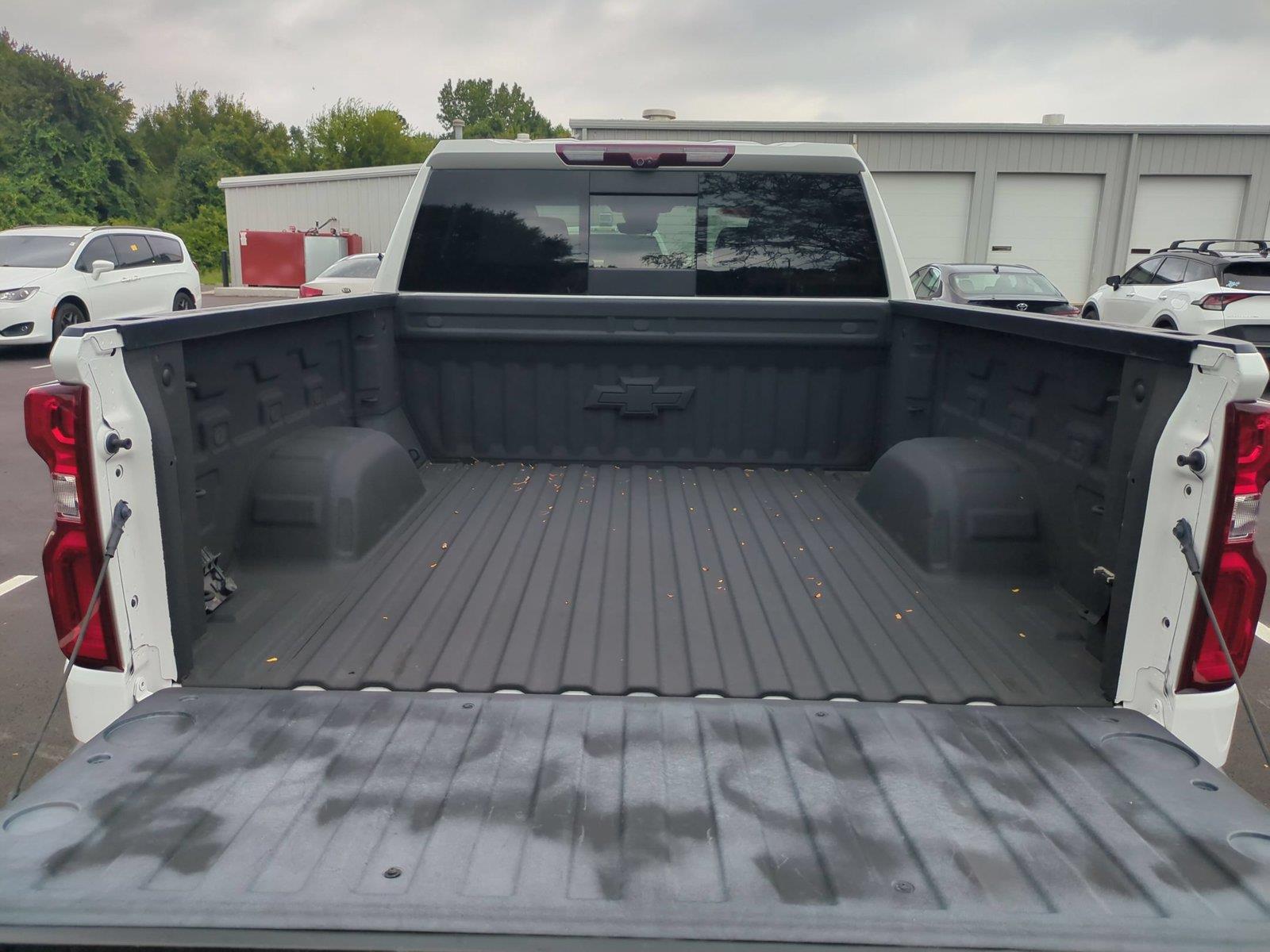 Used 2023 Summit White Chevrolet LTZ image 35