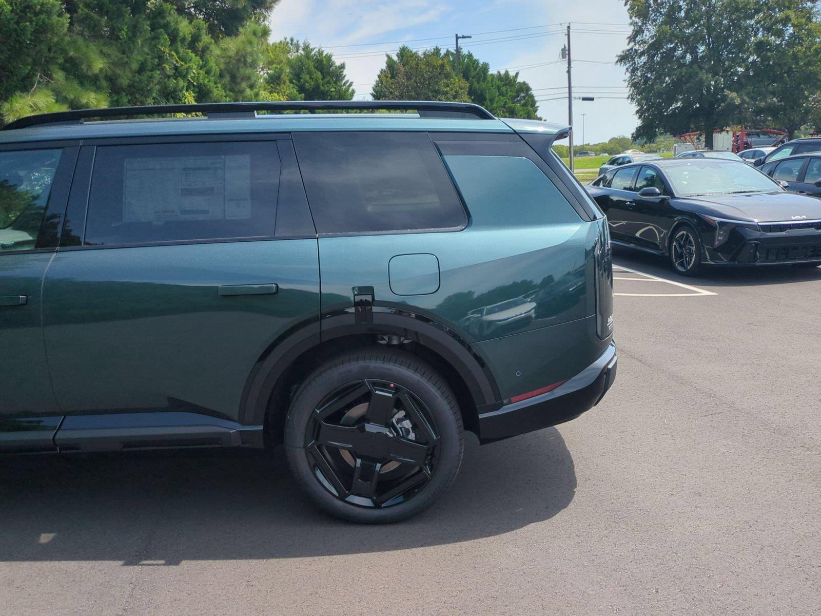 New 2027 Black Jade Green Kia X-Line SX image 11