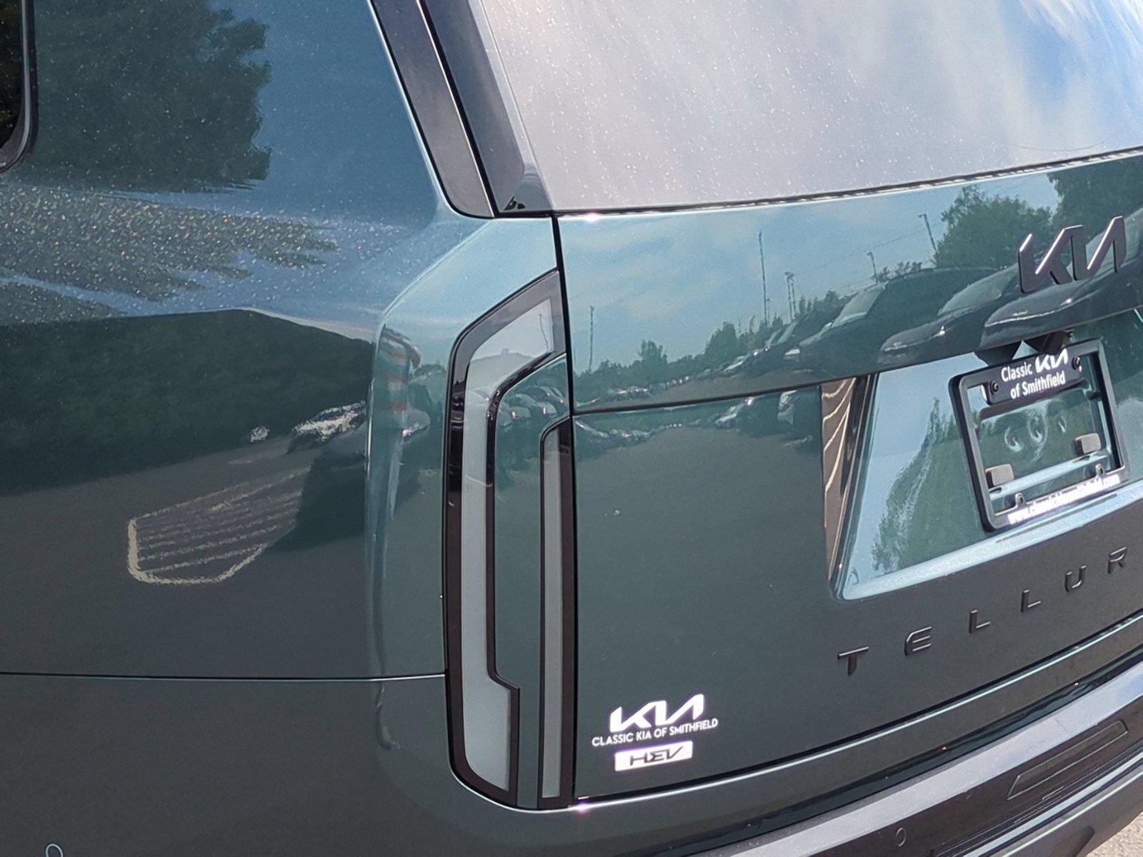 New 2027 Black Jade Green Kia X-Line SX image 12