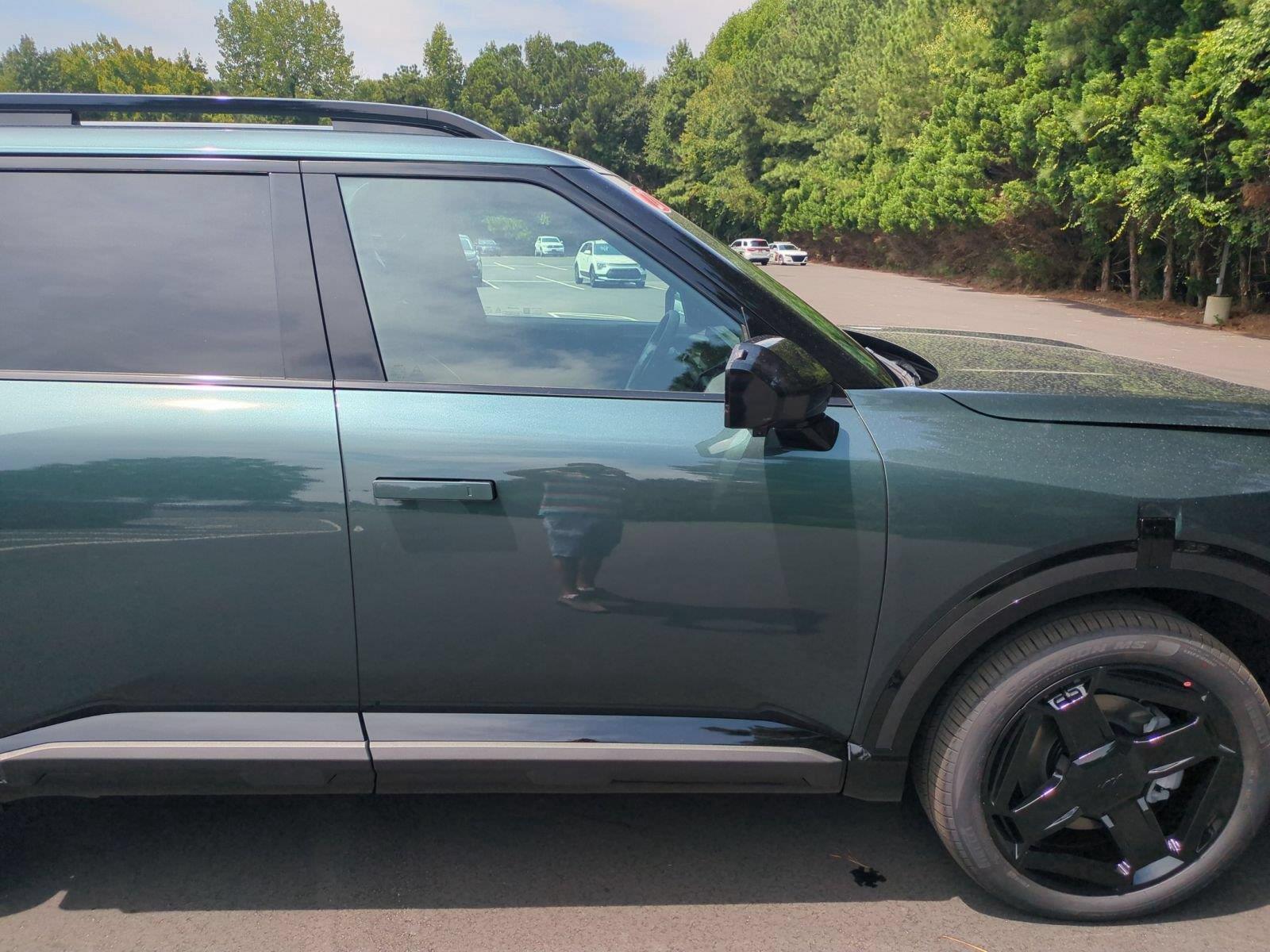 New 2027 Black Jade Green Kia X-Line SX image 40