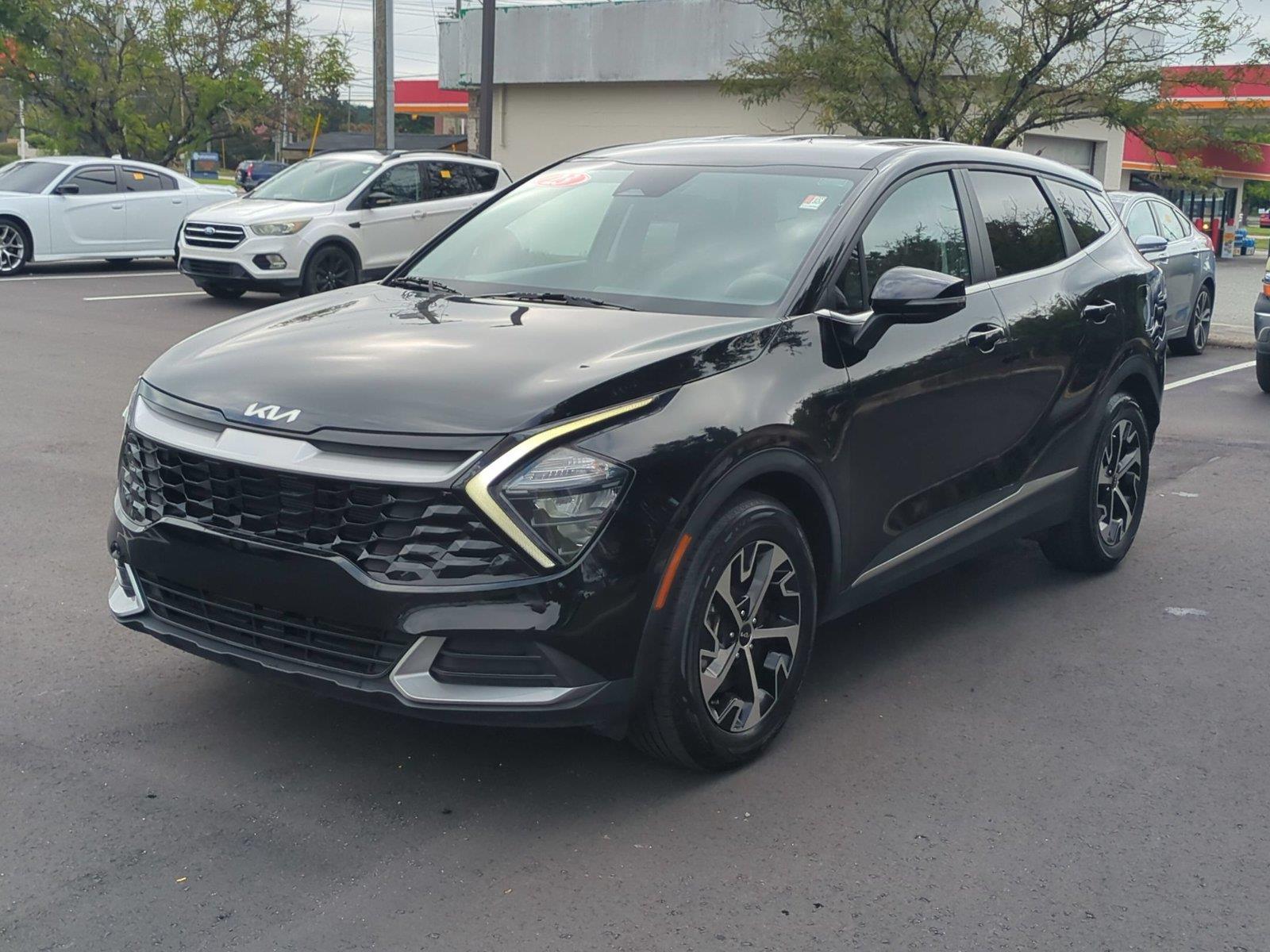 Ebony Black 2023 Kia Sportage SUV / Crossover Front-Wheel Drive Automatic