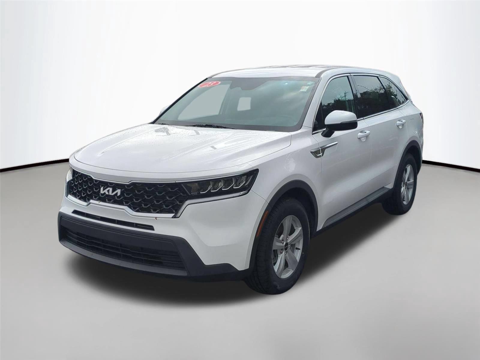 Glacial White Pearl 2023 Kia Sorento SUV / Crossover Front-Wheel Drive Automatic