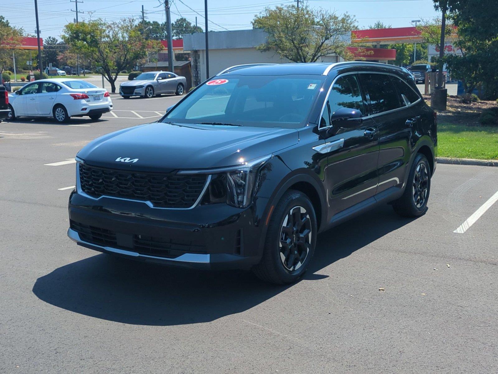 Ebony Black 2025 Kia Sorento SUV / Crossover Front-Wheel Drive Automatic
