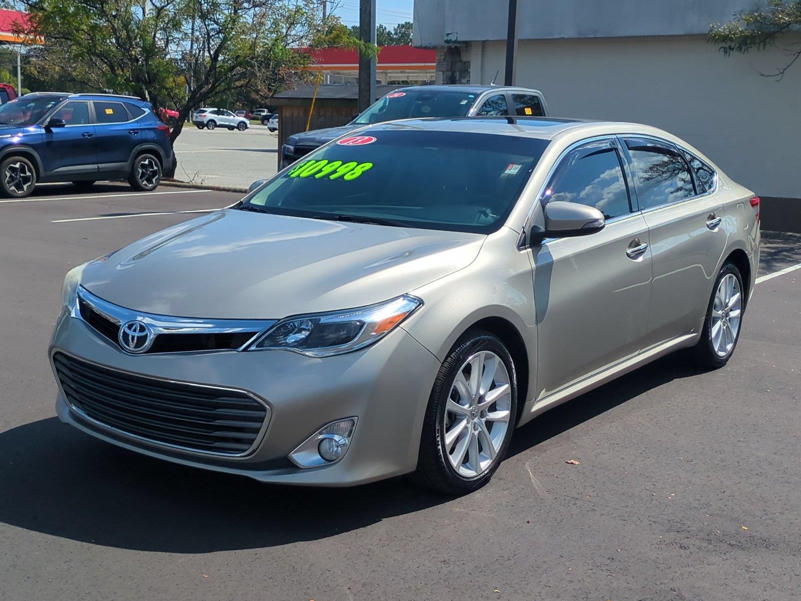 2013 Toyota Avalon Sedan Front-Wheel Drive Automatic