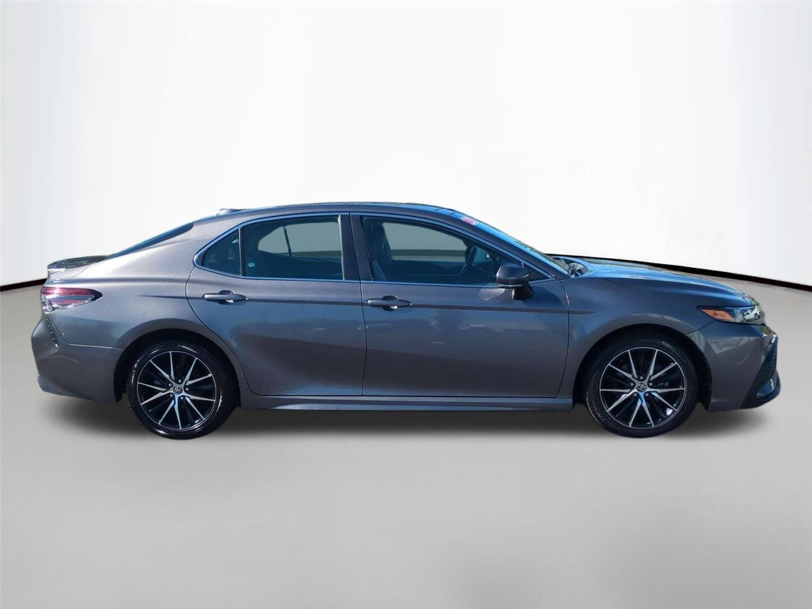 Used 2022 Predawn Gray Mica Toyota SE image 6