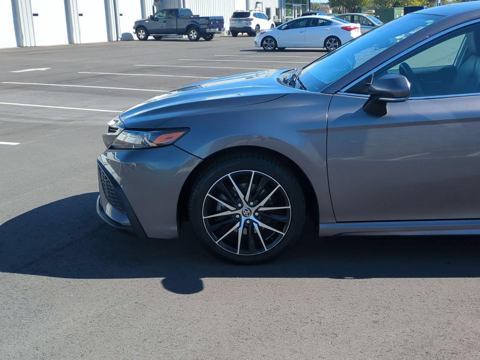 Used 2022 Predawn Gray Mica Toyota SE image 10