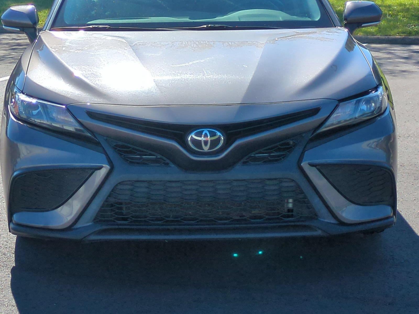Used 2022 Predawn Gray Mica Toyota SE image 13