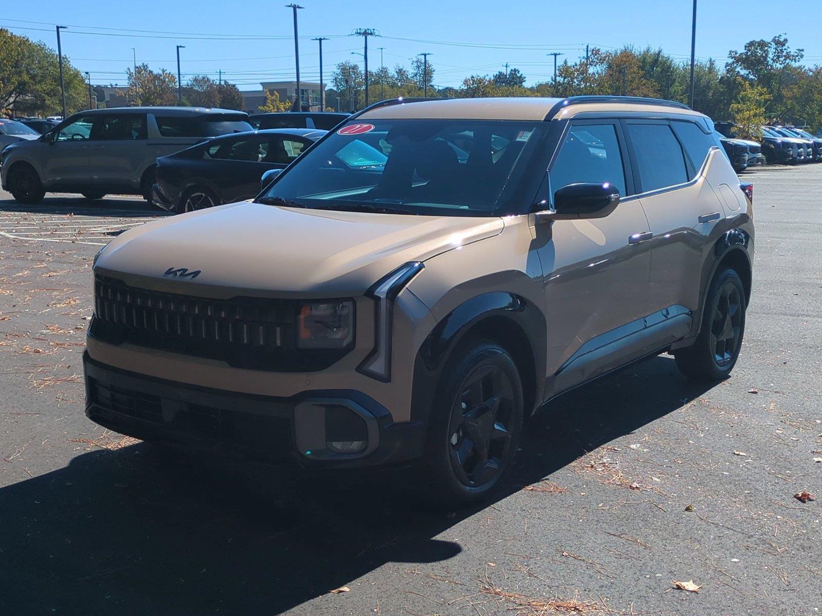 Terrain Brown 2027 Kia Seltos SUV / Crossover All-Wheel Drive Continuously Variable Transmission