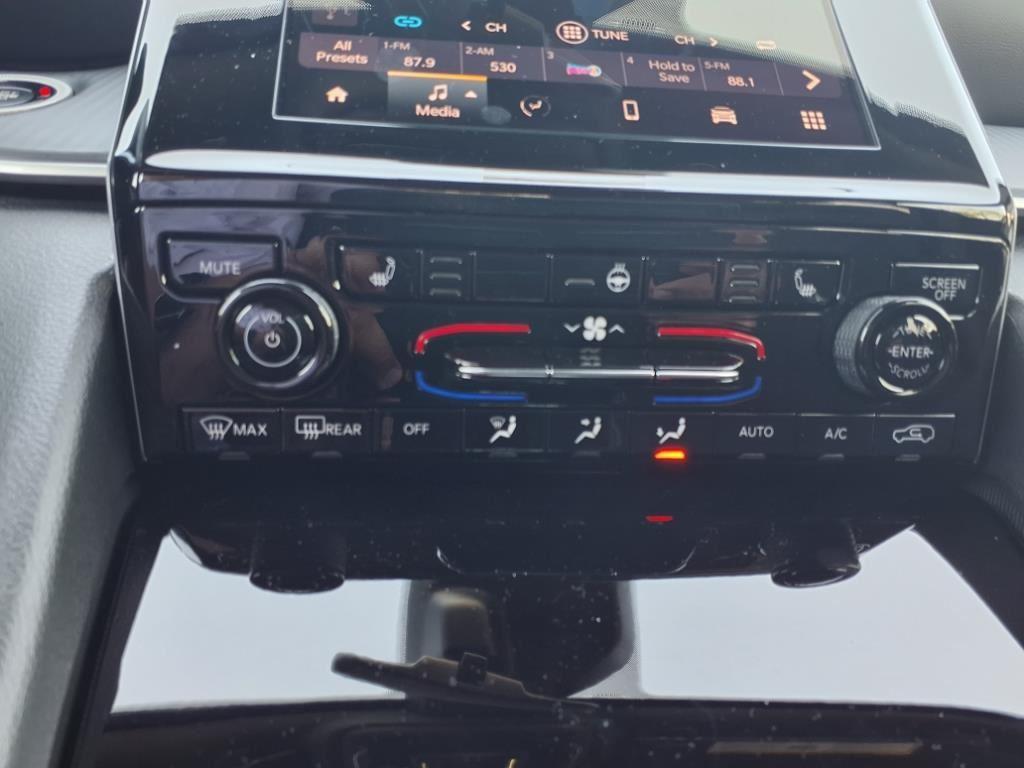 2025 Jeep Grand Cherokee Laredo - Photo 9