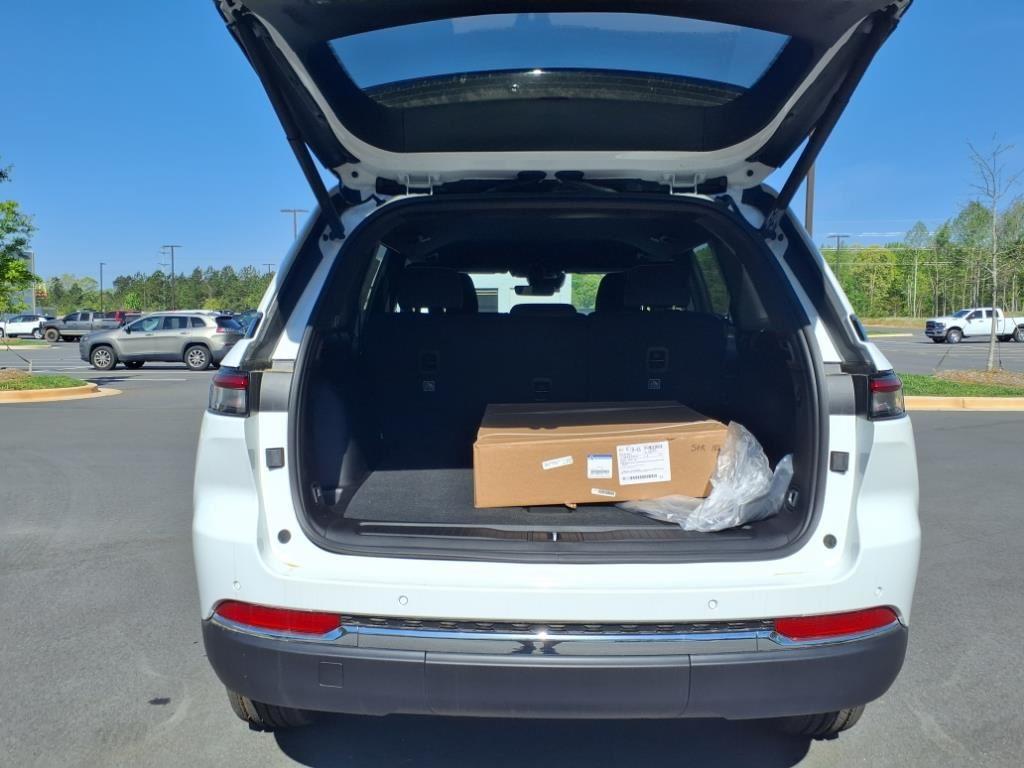 2025 Jeep Grand Cherokee Laredo - Photo 20