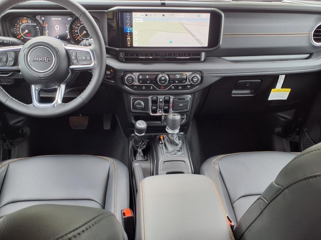 Used 2025 Black Clearcoat Jeep Sahara image 26