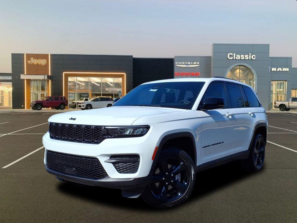 2024 Jeep Grand Cherokee Altitude's photo