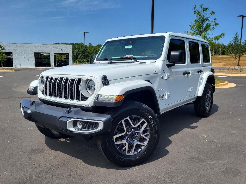 2024 Jeep Wrangler 4-Door Sahara's photo