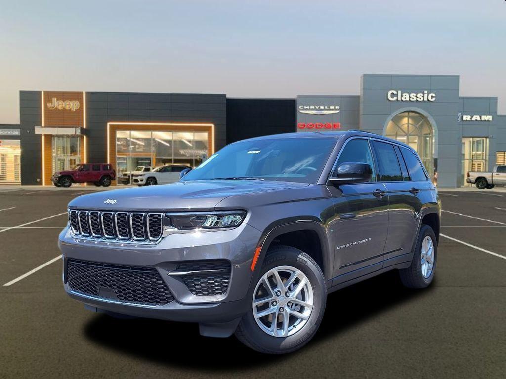 2024 Jeep Grand Cherokee Laredo