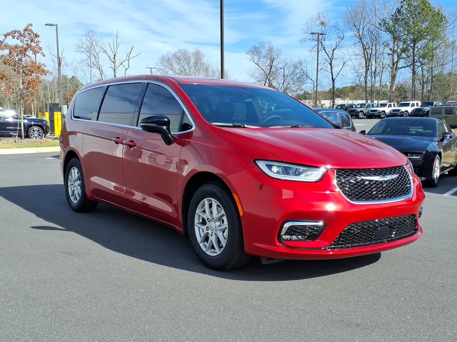 New 2026 Red Hot Pearlcoat Chrysler Select image 3