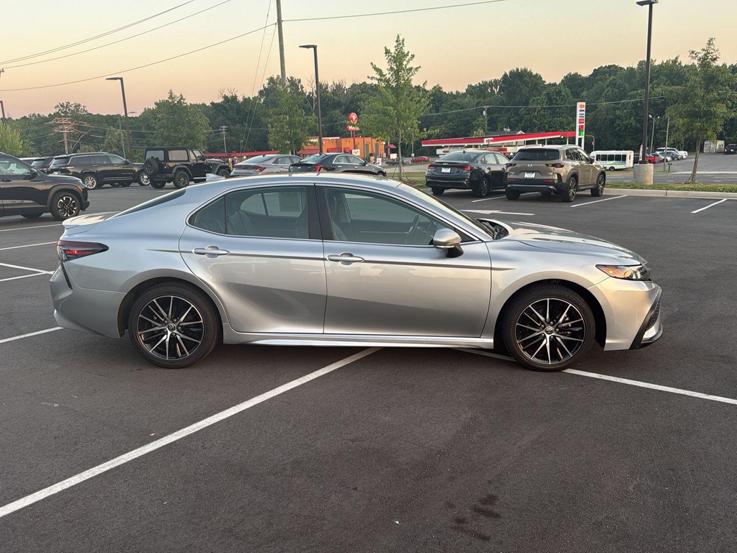 View vehicle photo 5