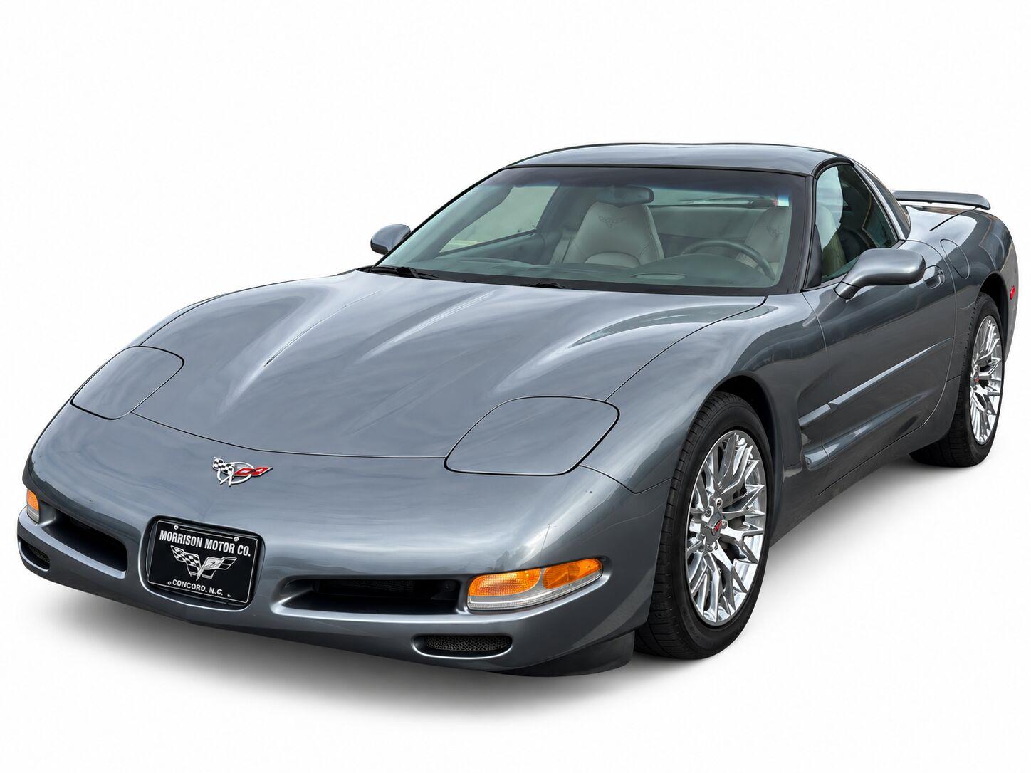 2003 Chevrolet Corvette Coupe RWD