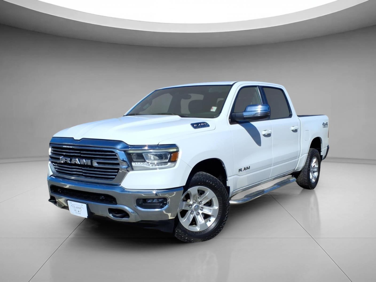 2023 RAM 1500 Laramie Crew Cab 4WD