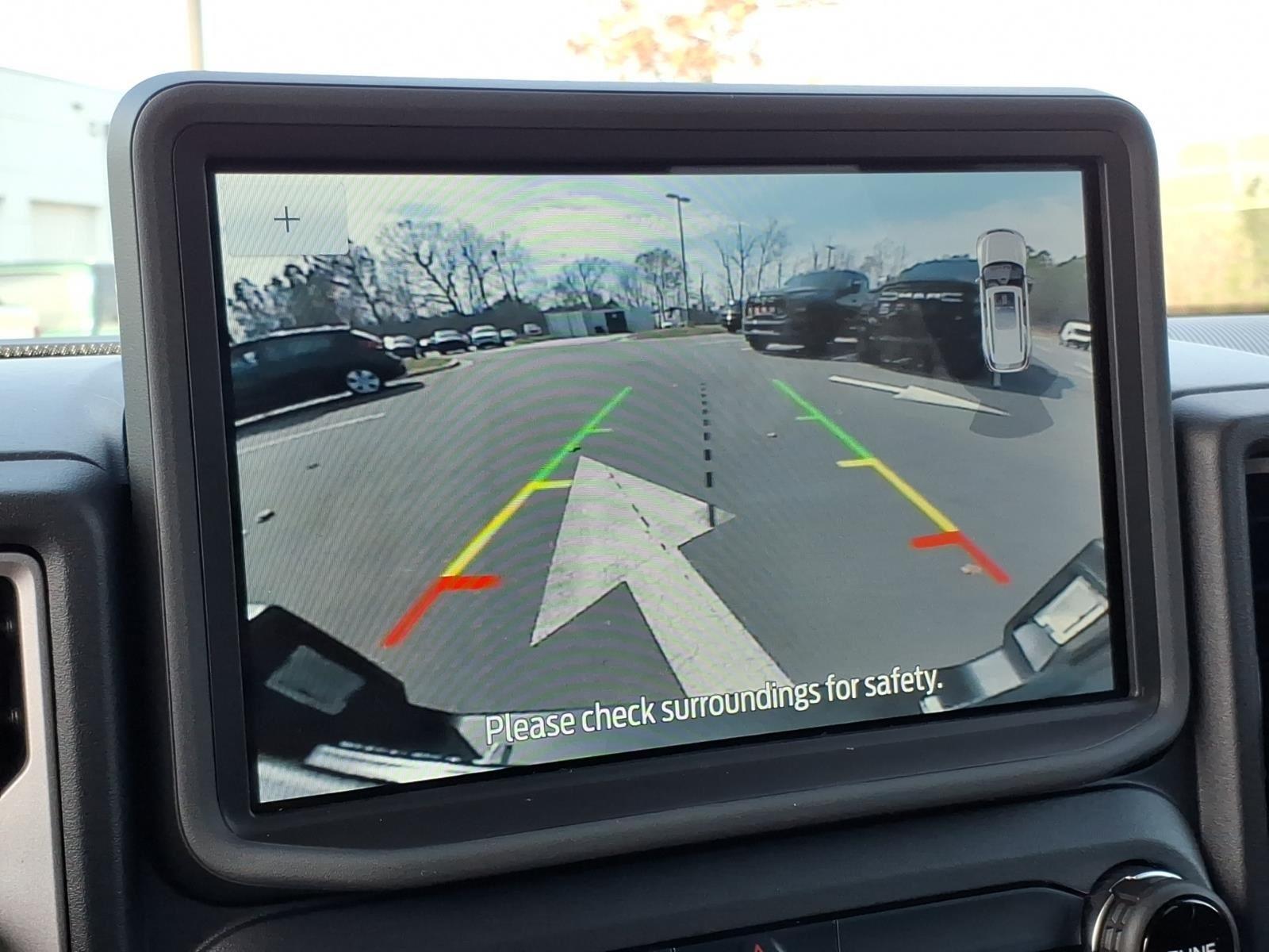 View vehicle photo 4