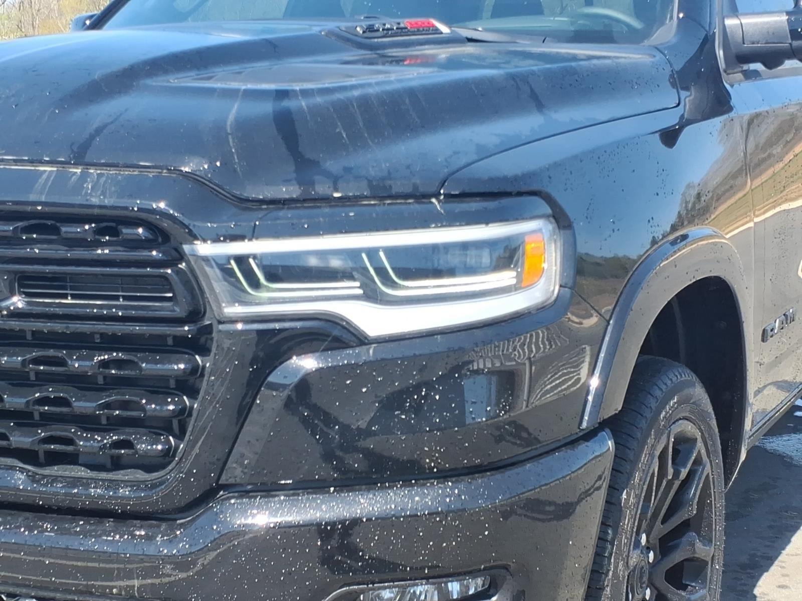 New 2026 Diamond Black Crystal Pearlcoat Ram Limited image 15