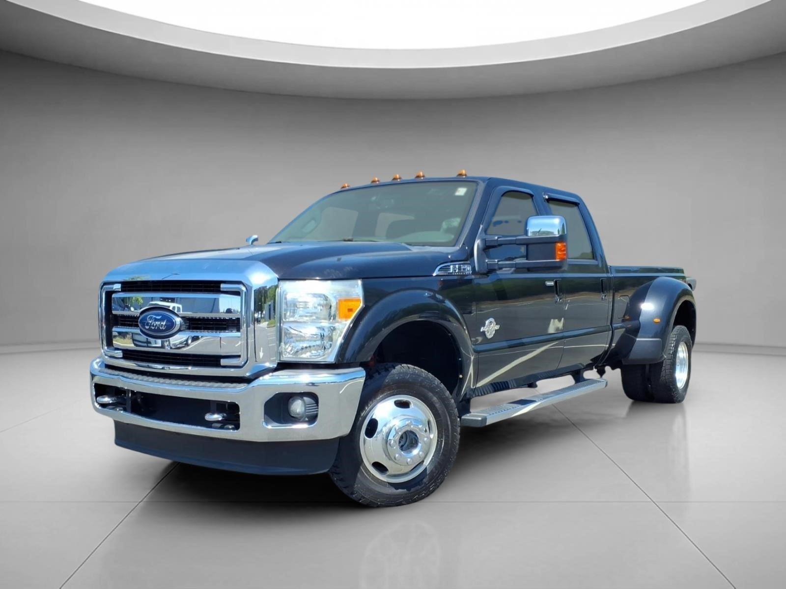Tuxedo Black Metallic 2013 Ford F-350 Super Duty Lariat Crew Cab LB DRW 4WD Pickup Truck Four-Wheel Drive 6-Speed Automatic