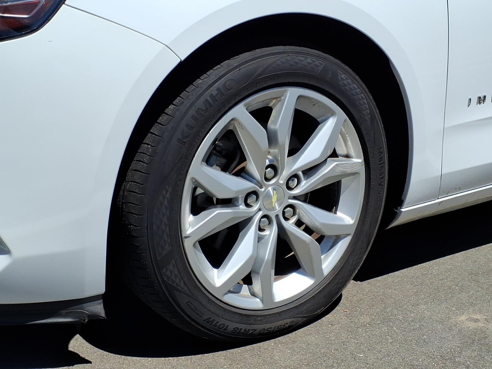 Used 2016 Summit White Chevrolet LT image 2