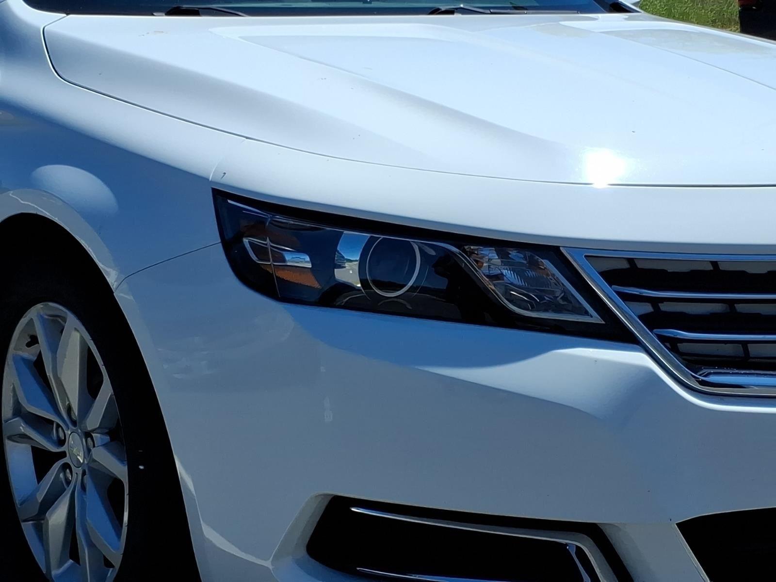 Used 2016 Summit White Chevrolet LT image 6
