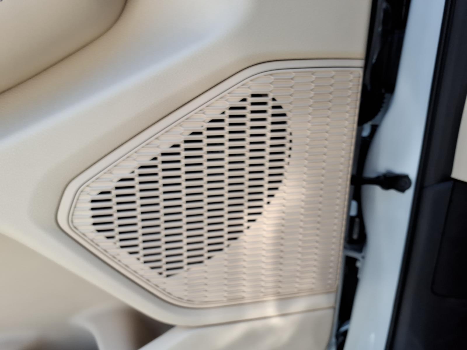 New 2026 Bright White Clearcoat Jeep Limited image 4