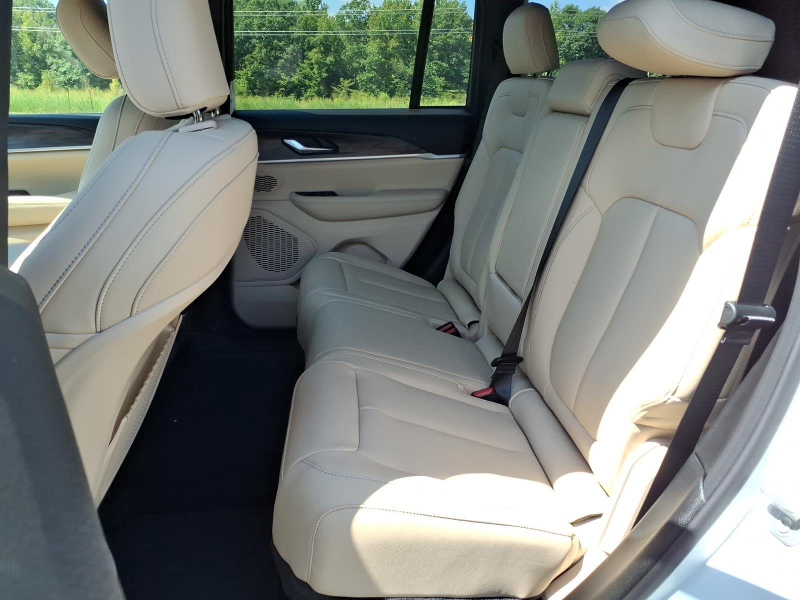 New 2026 Bright White Clearcoat Jeep Limited image 20