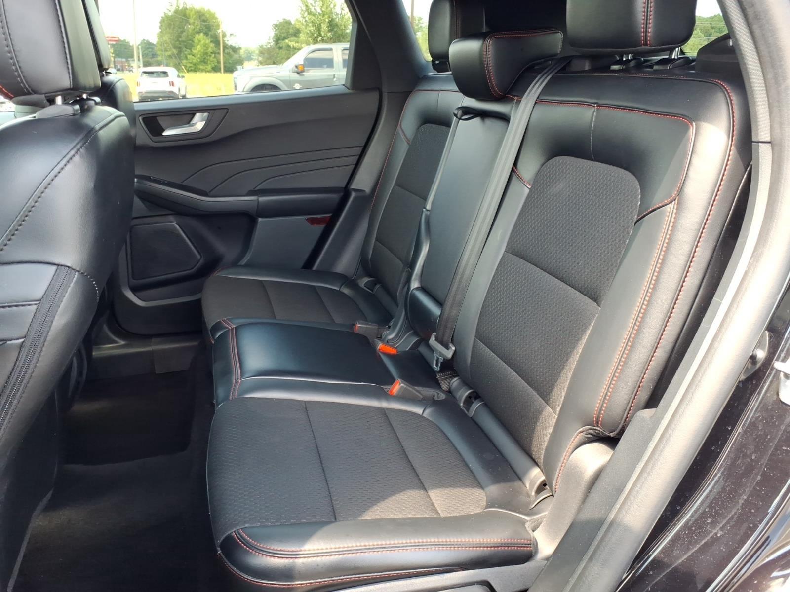 Used 2025  FORD STLINEP image 19