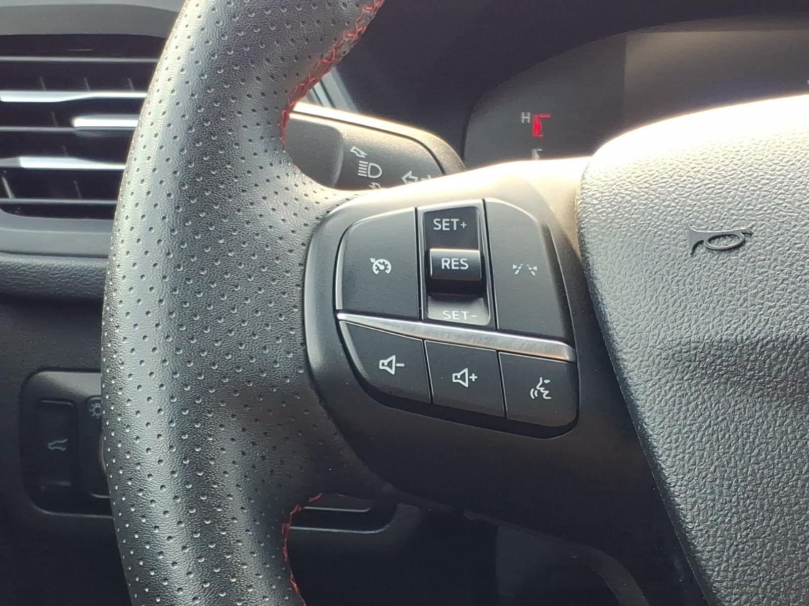 Used 2025  FORD STLINEP image 26