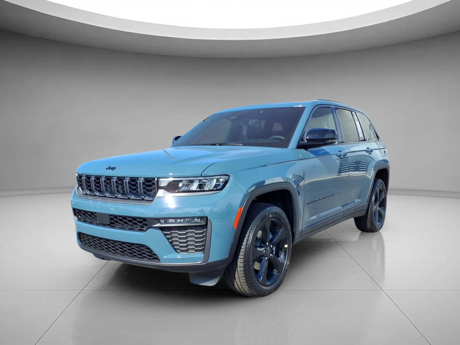 Gray (Steel Blue) 2027 Jeep Grand Cherokee SUV / Crossover Four-Wheel Drive 8-Speed Automatic